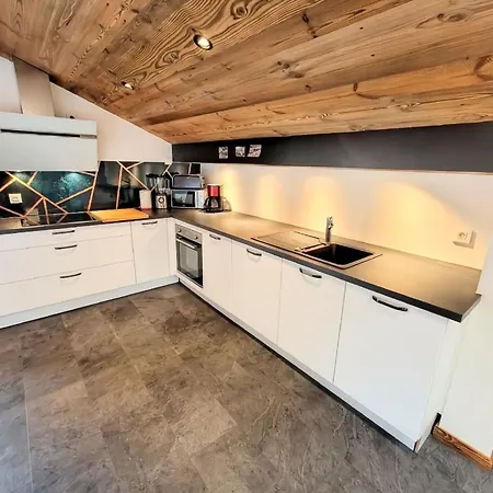 Lumineux 2 Suites, Proche Pistes Et Au Calme - - Fr-1-598-173 Appartement *